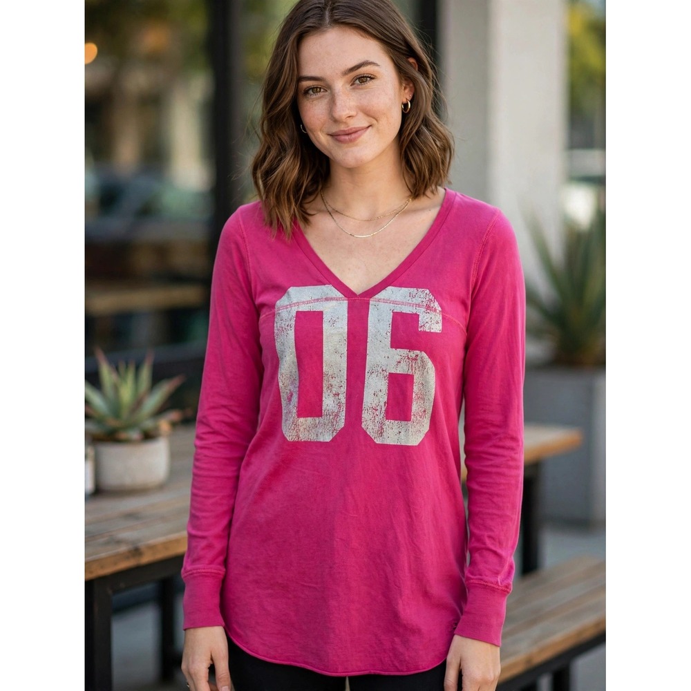 Aerie Pink Long Sleeve Graphic V-Neck Tunic Tee Silver 06 Distressed Cotton S
